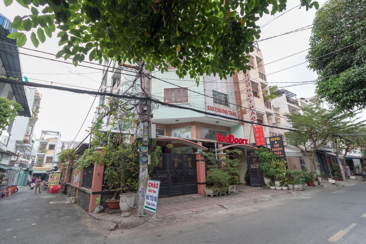 Reddoorz Near Tan Huong Market 2 Хошимин Экстерьер фото